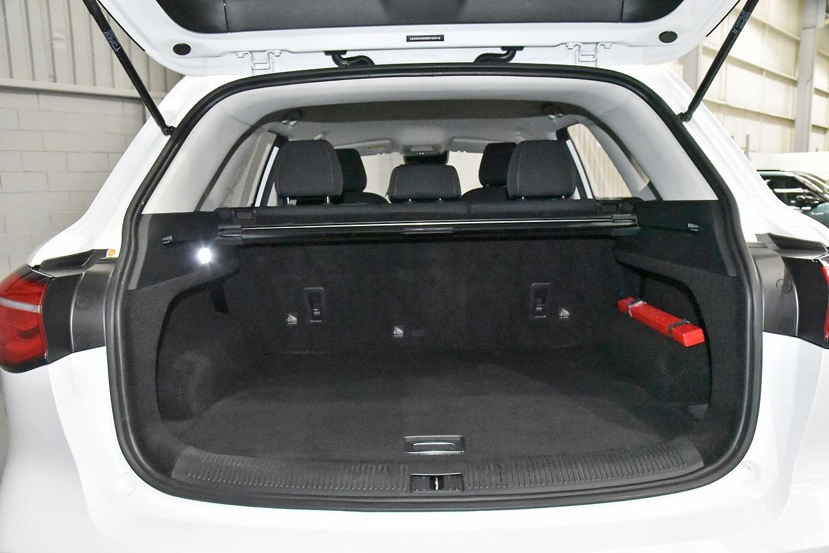 2021 MG HS Core SAS23