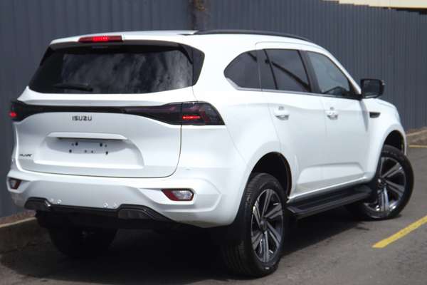 2025 Isuzu MU-X LS-T