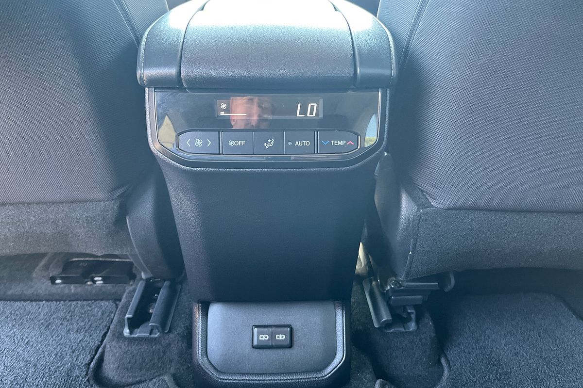 2025 Toyota Kluger GX AXUH78R