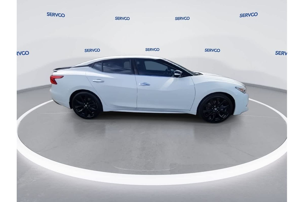 2018 Nissan Maxima SR
