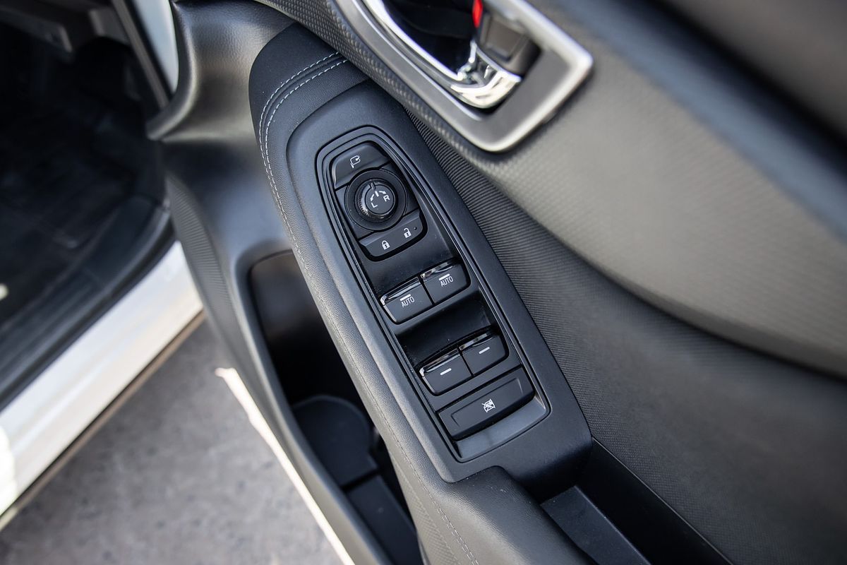 2023 Subaru Forester 2.5i S5