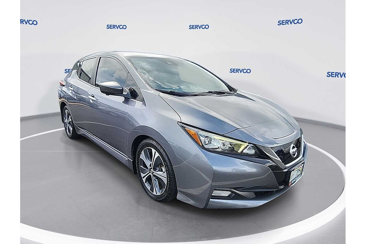 2020 Nissan LEAF SV