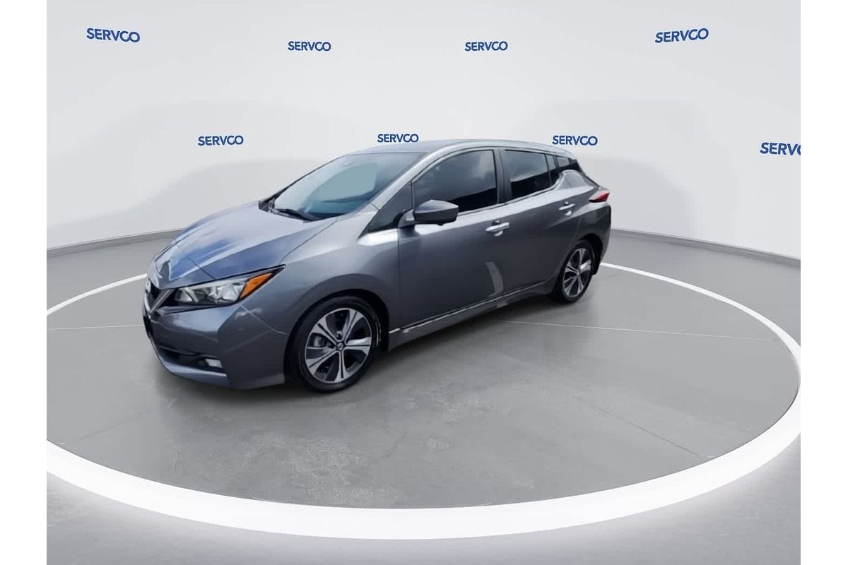 2020 Nissan LEAF SV