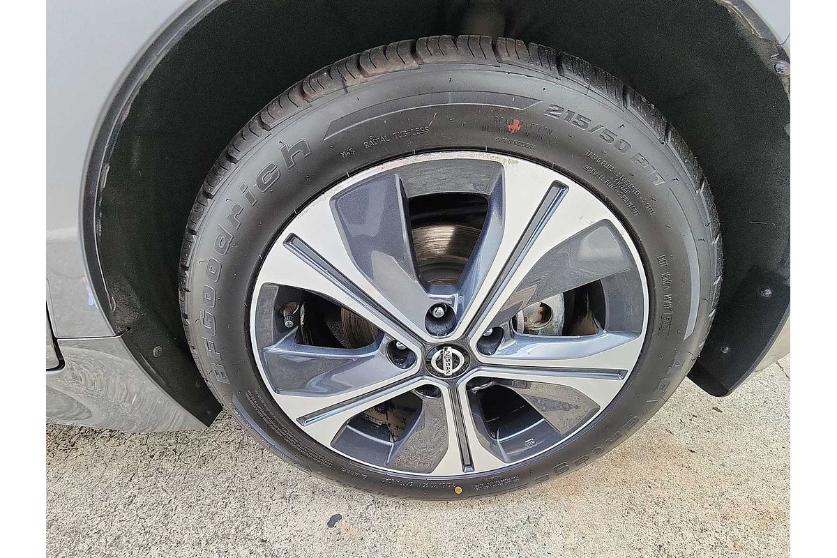 2020 Nissan LEAF SV