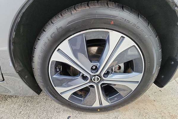 2020 Nissan LEAF SV