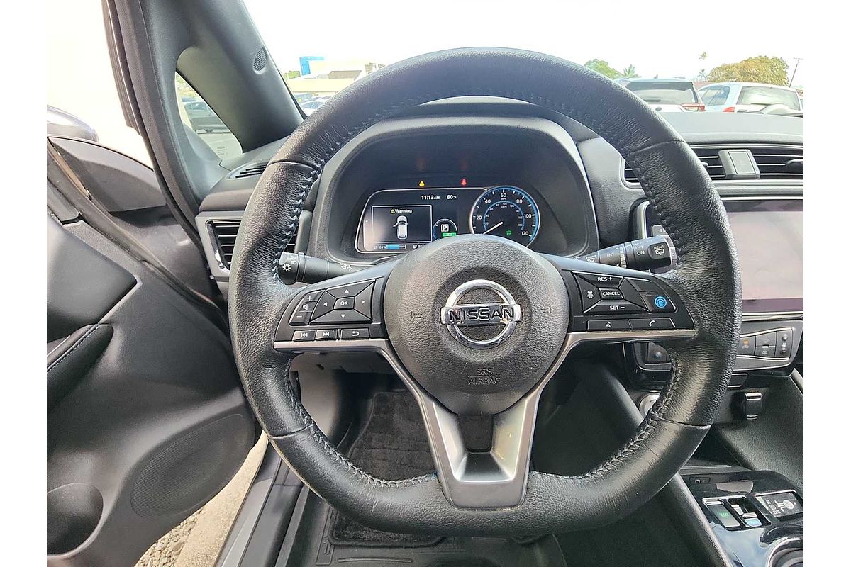2020 Nissan LEAF SV