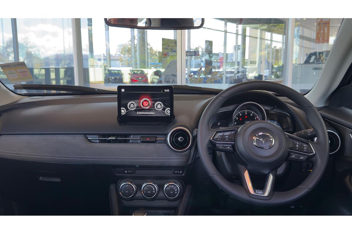 2025 Mazda CX-3 G20 Akari DK