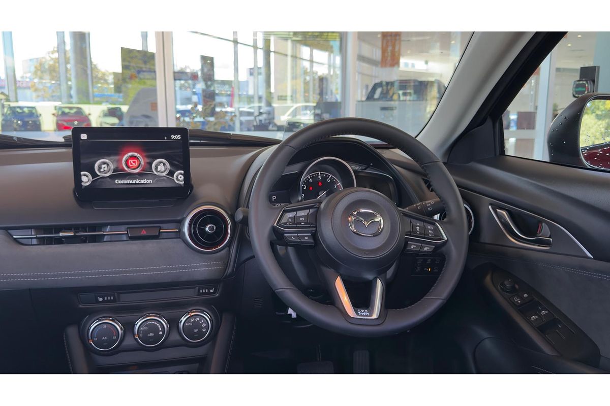 2025 Mazda CX-3 G20 Akari DK