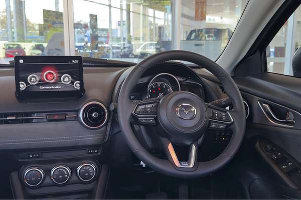 2025 Mazda CX-3 G20 Akari DK