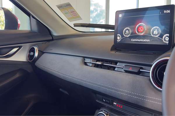 2025 Mazda CX-3 G20 Akari DK