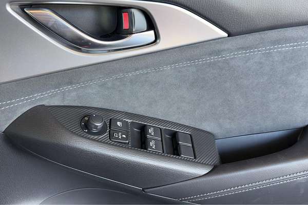 2025 Mazda CX-3 G20 Akari DK