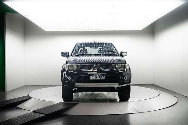 2013 Mitsubishi Triton GLX-R MN 4X4