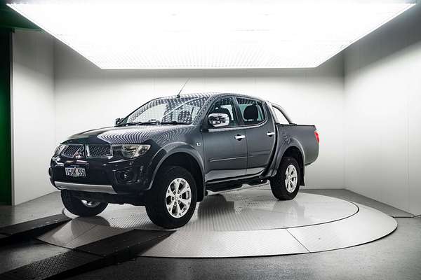 2013 Mitsubishi Triton GLX-R MN 4X4