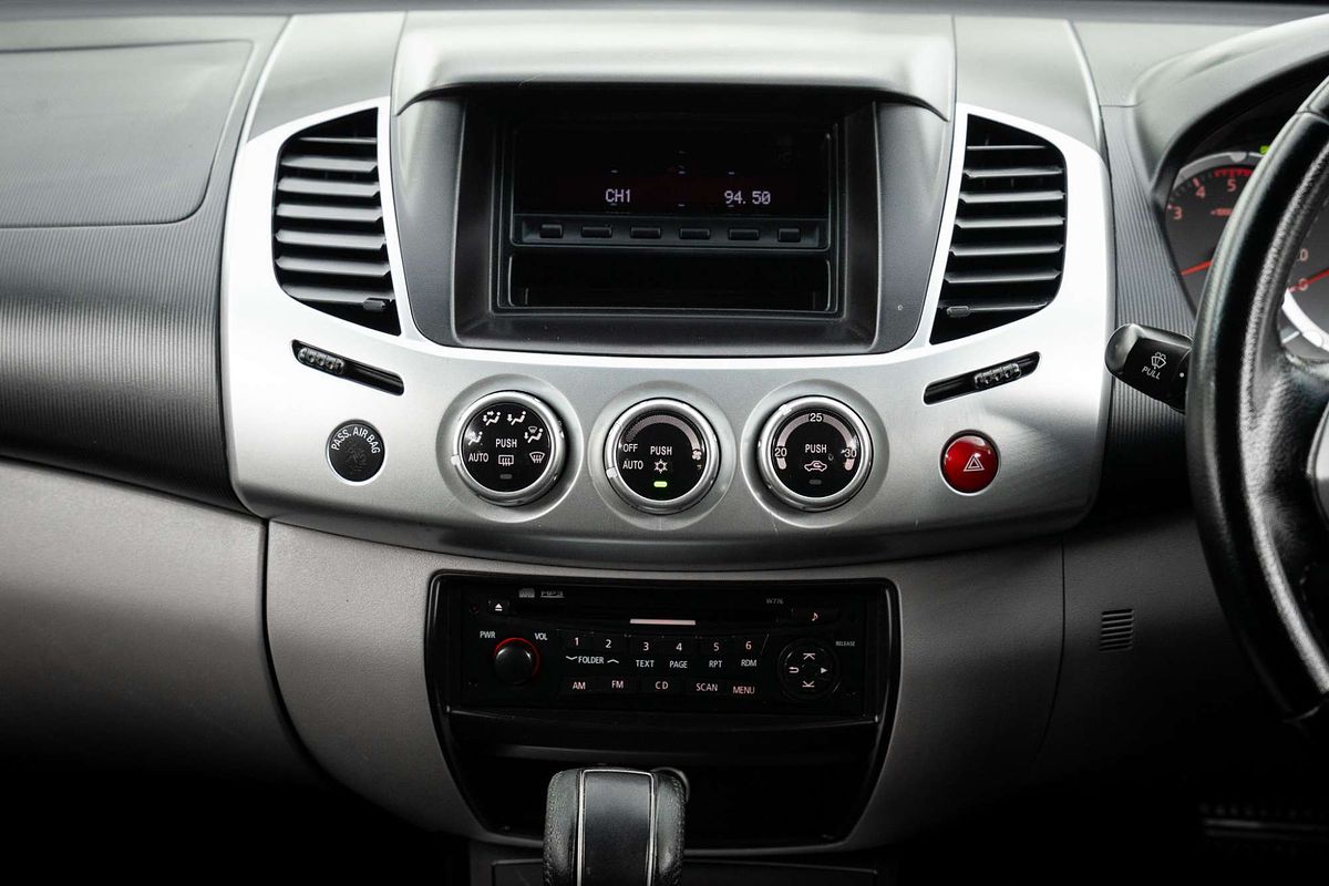 2013 Mitsubishi Triton GLX-R MN 4X4