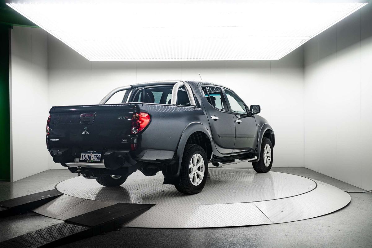 2013 Mitsubishi Triton GLX-R MN 4X4