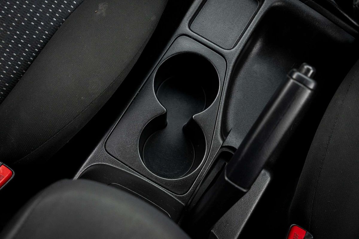 2013 Mitsubishi Triton GLX-R MN 4X4