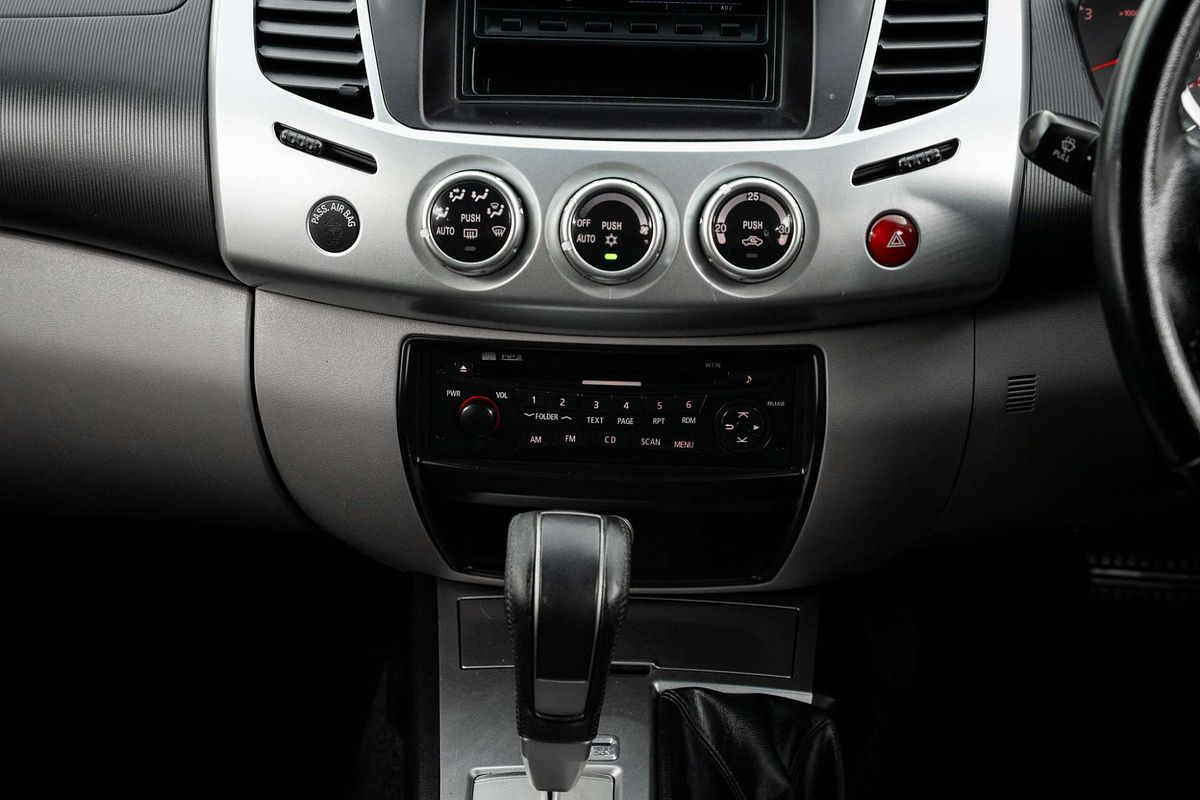 2013 Mitsubishi Triton GLX-R MN 4X4