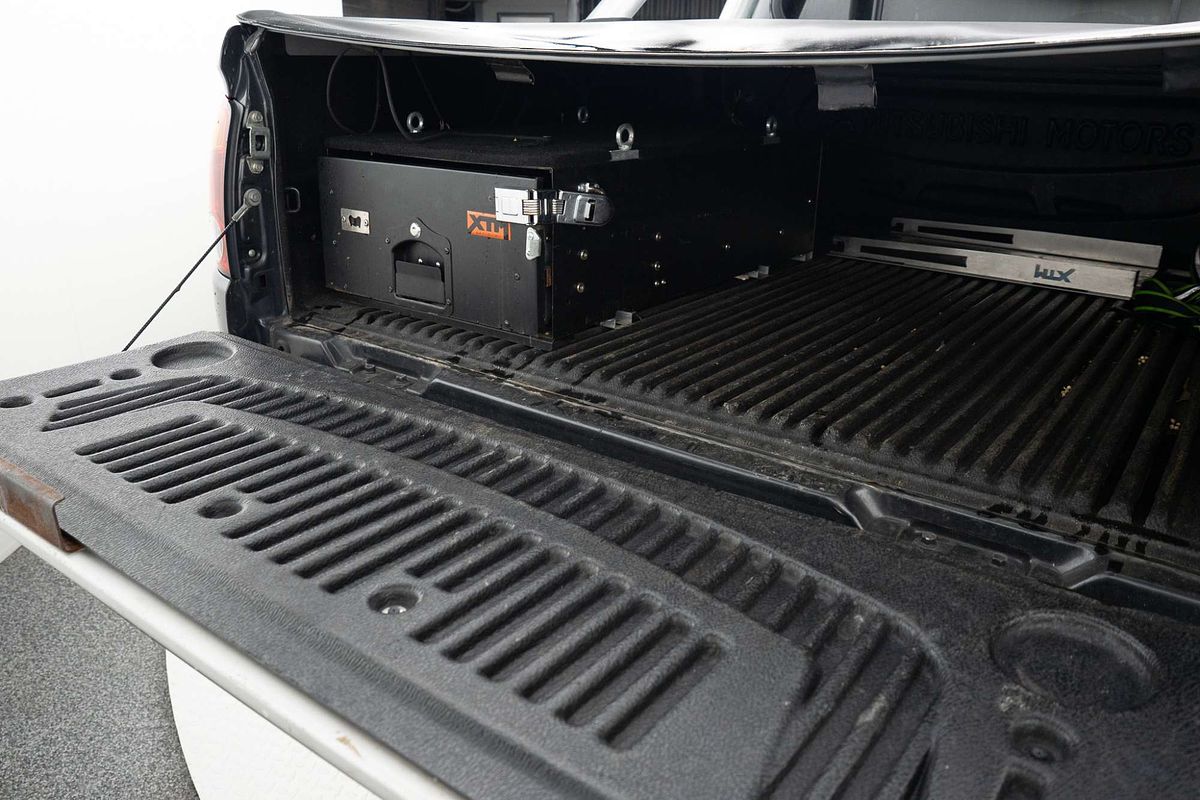 2013 Mitsubishi Triton GLX-R MN 4X4