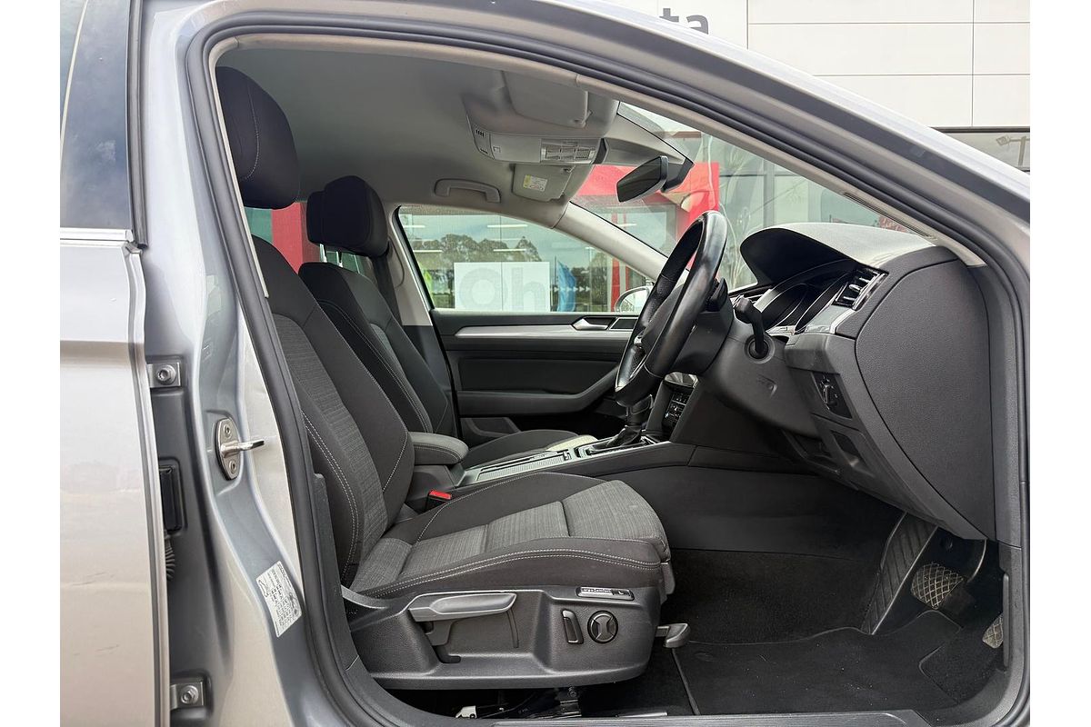 2022 Volkswagen Passat 140TSI Business B8