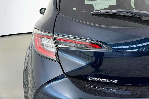 2020 Toyota Corolla ZR Hybrid ZWE211R