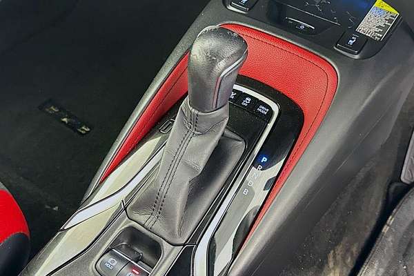 2020 Toyota Corolla ZR Hybrid ZWE211R