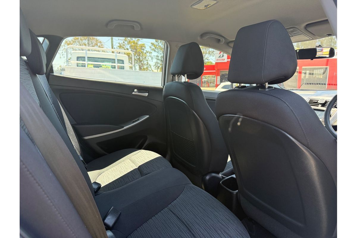 2016 Hyundai Accent Active RB4