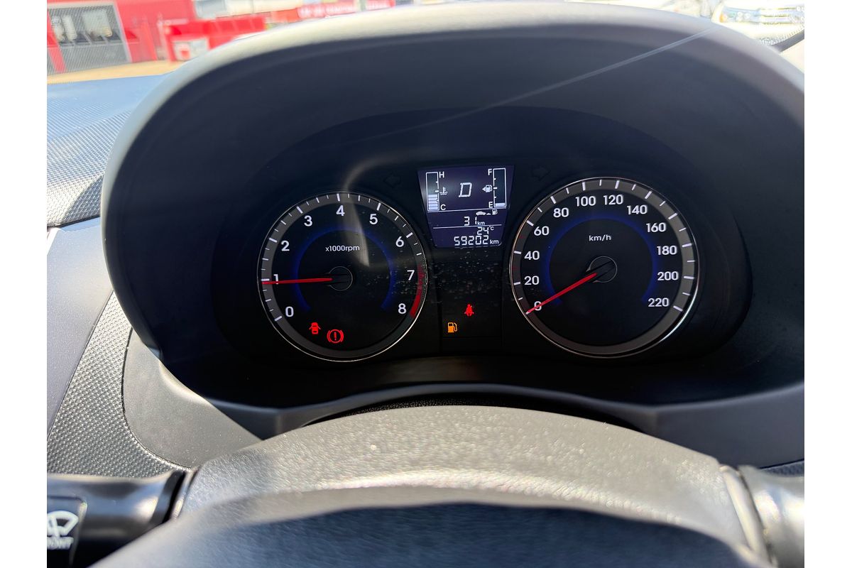 2016 Hyundai Accent Active RB4