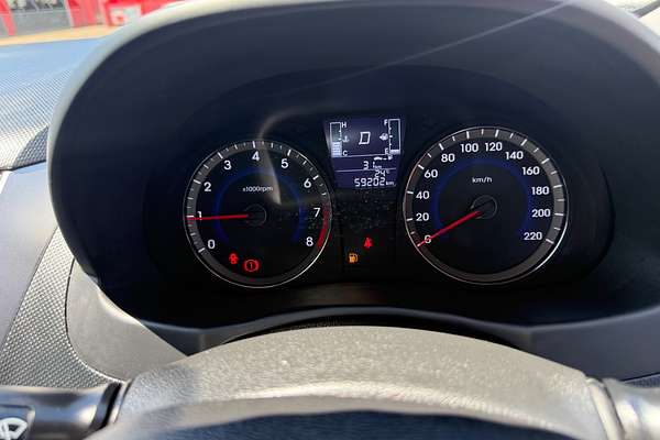 2016 Hyundai Accent Active RB4