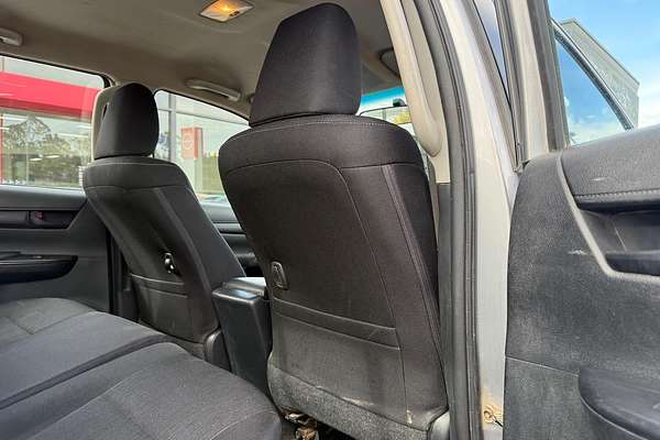 2017 Toyota Hilux SR GUN126R 4X4