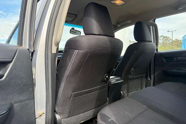 2017 Toyota Hilux SR GUN126R 4X4
