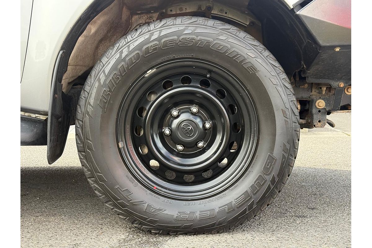 2017 Toyota Hilux SR GUN126R 4X4