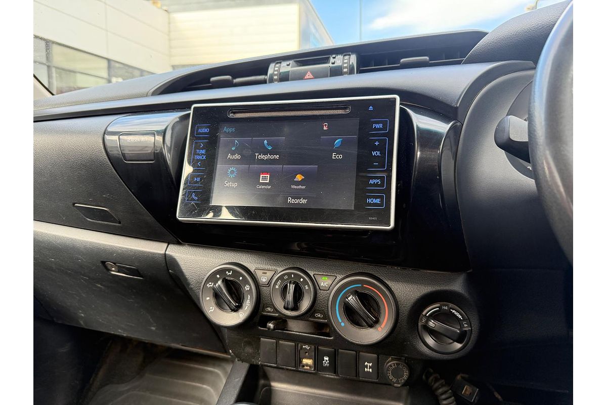 2017 Toyota Hilux SR GUN126R 4X4