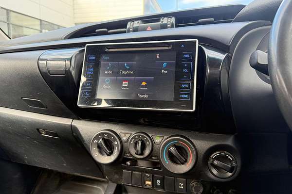 2017 Toyota Hilux SR GUN126R 4X4