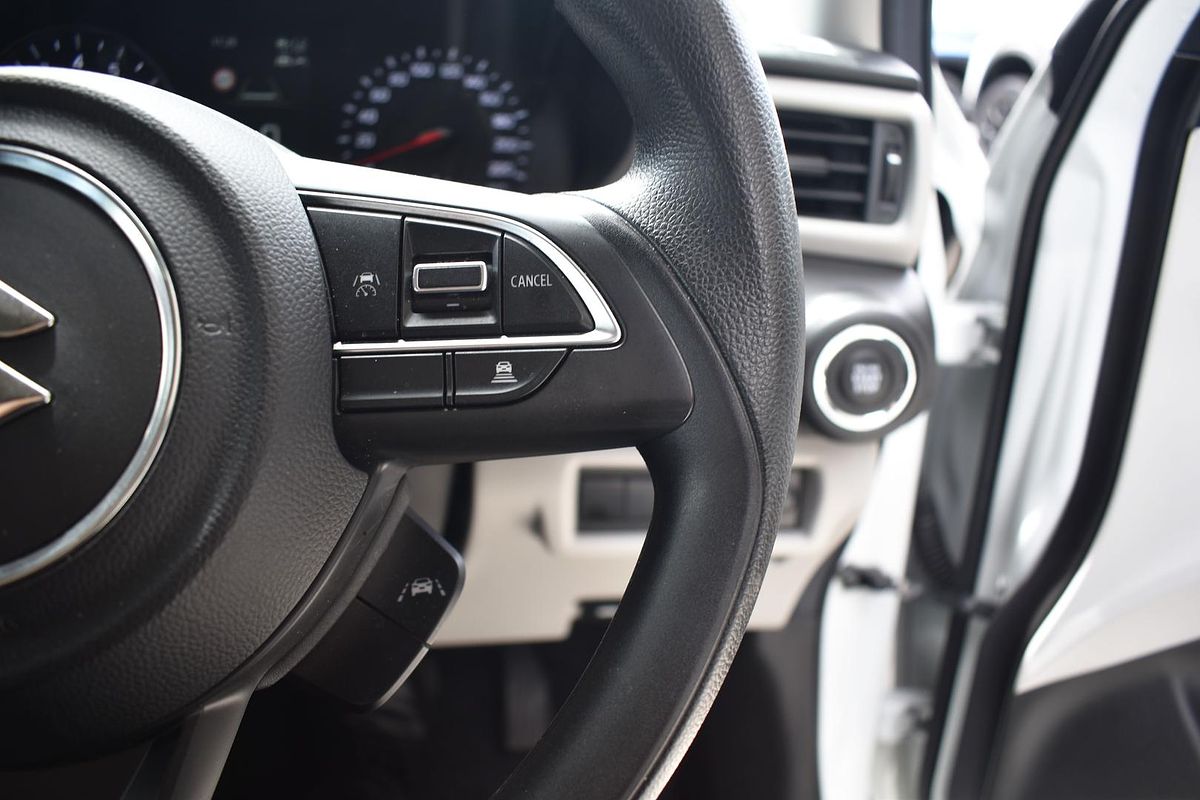2024 Suzuki Swift Hybrid UZ