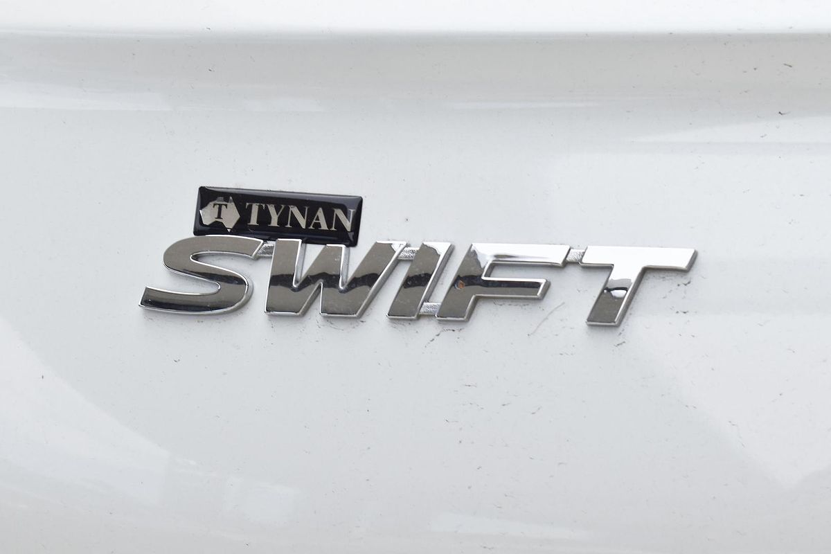 2024 Suzuki Swift Hybrid UZ