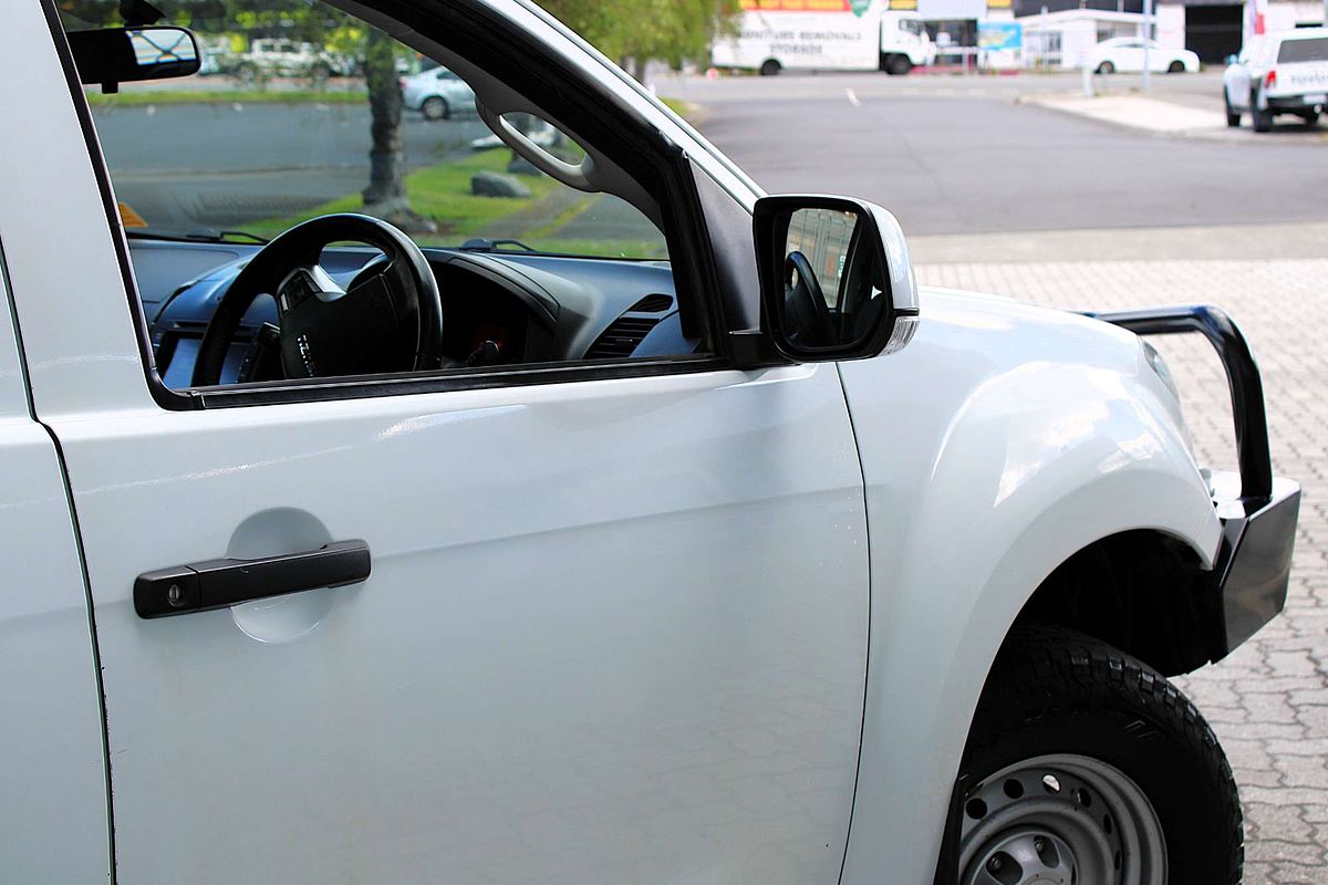 2018 Isuzu D-MAX SX 4X4