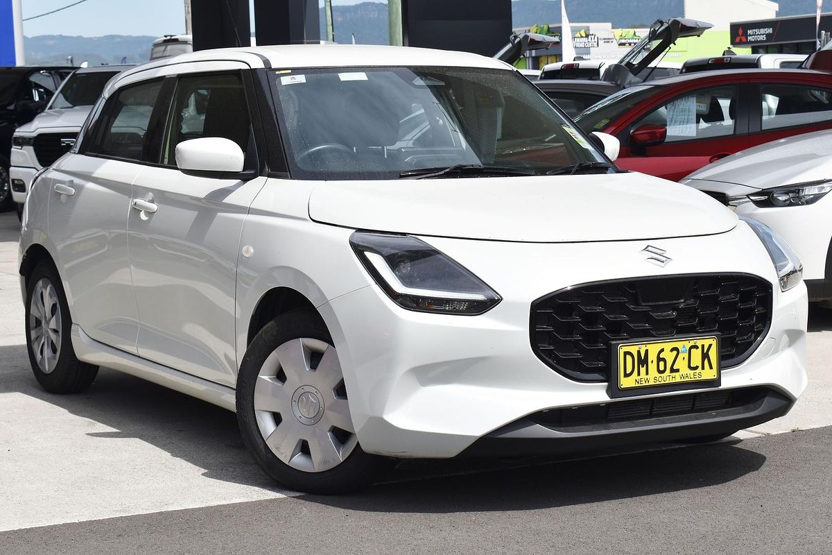 2024 Suzuki Swift Hybrid UZ