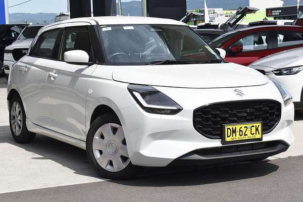 2024 Suzuki Swift Hybrid UZ