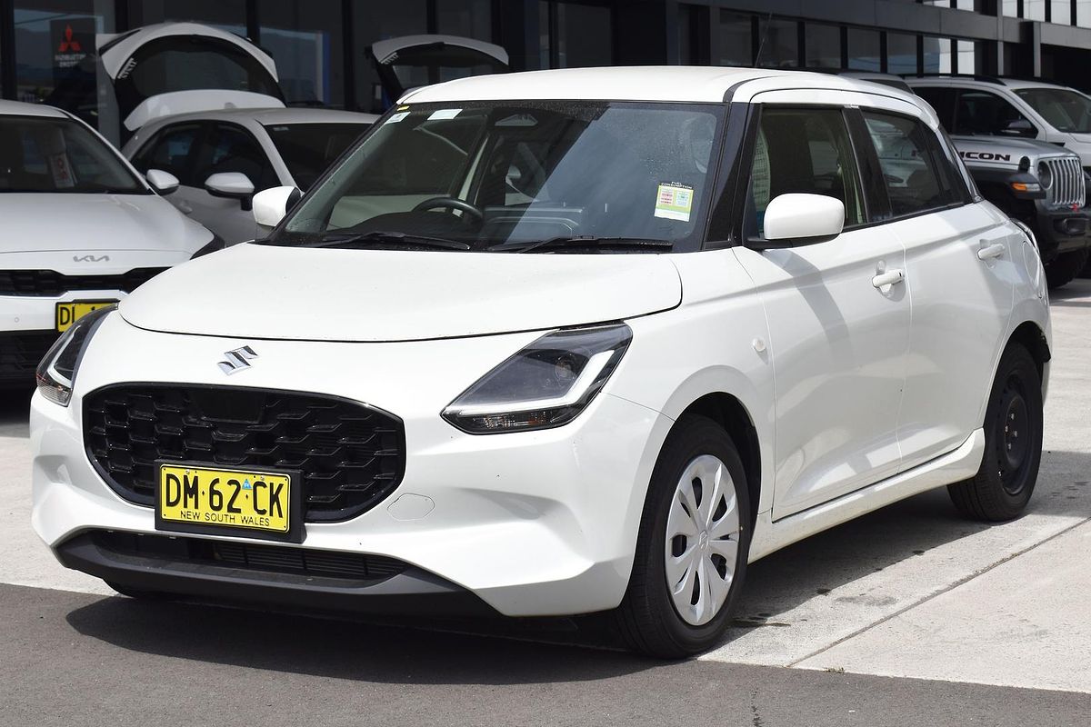 2024 Suzuki Swift Hybrid UZ