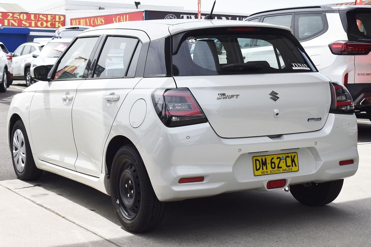 2024 Suzuki Swift Hybrid UZ