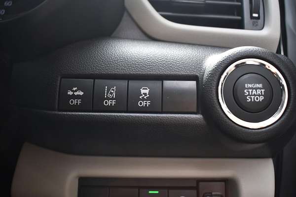 2024 Suzuki Swift Hybrid UZ