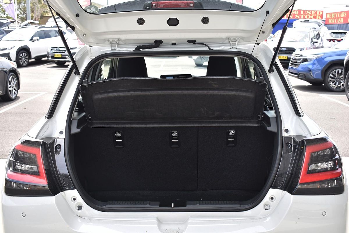 2024 Suzuki Swift Hybrid UZ