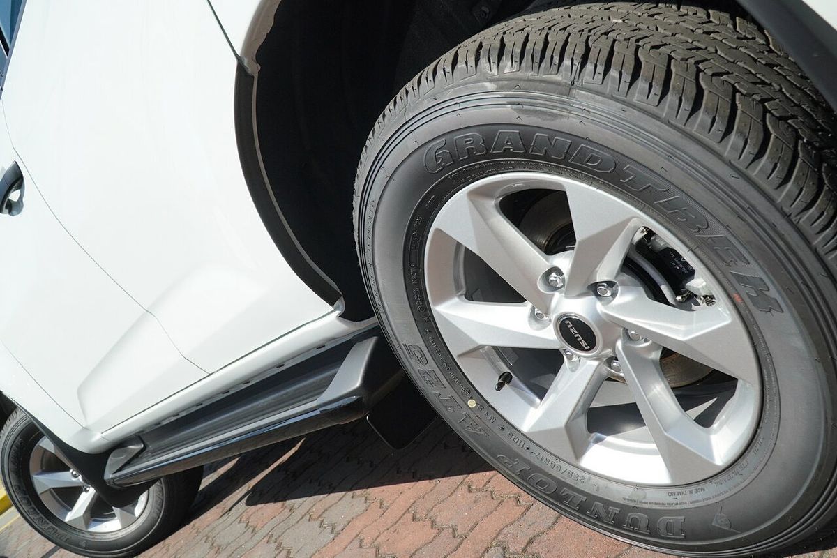 2025 Isuzu MU-X LS-M