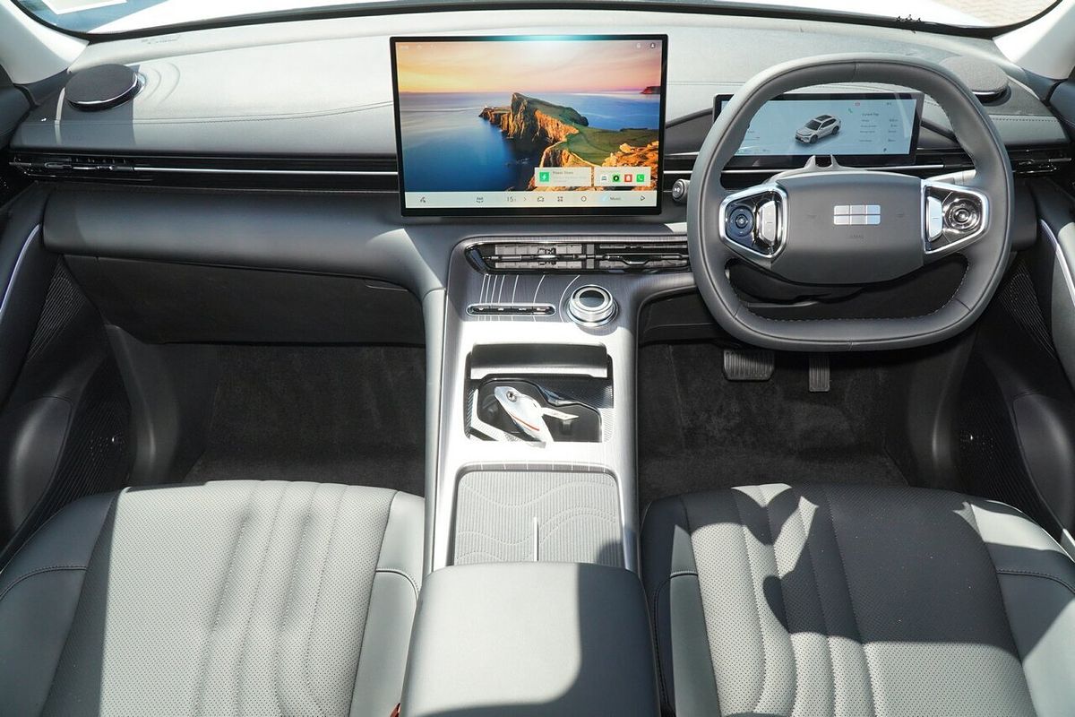 2025 Geely Starray EM-i Complete P145