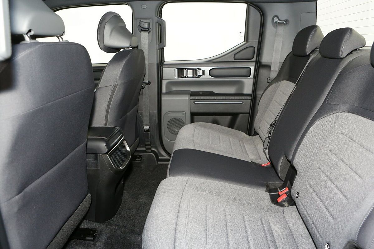 2025 Kia Tasman SX TK 4X4