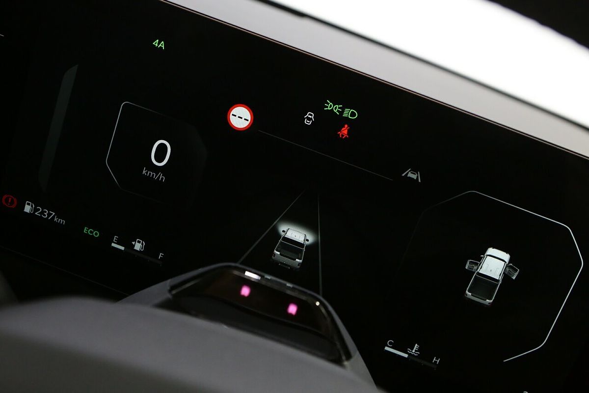 2025 Kia Tasman SX TK 4X4