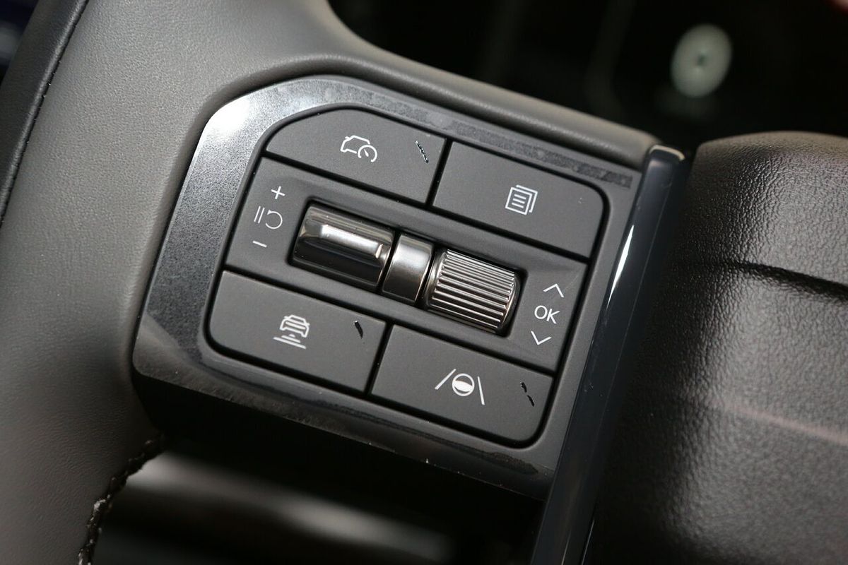 2025 Kia Tasman SX TK 4X4