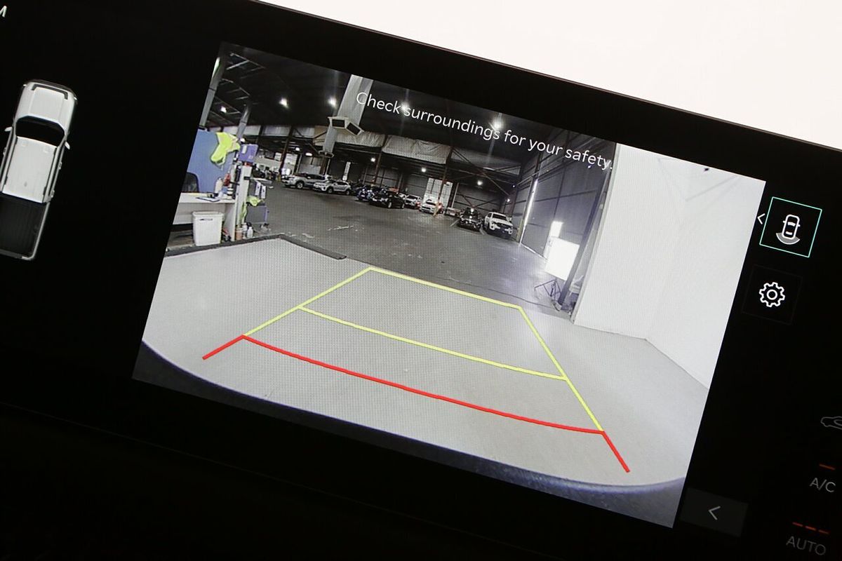 2025 Kia Tasman SX TK 4X4