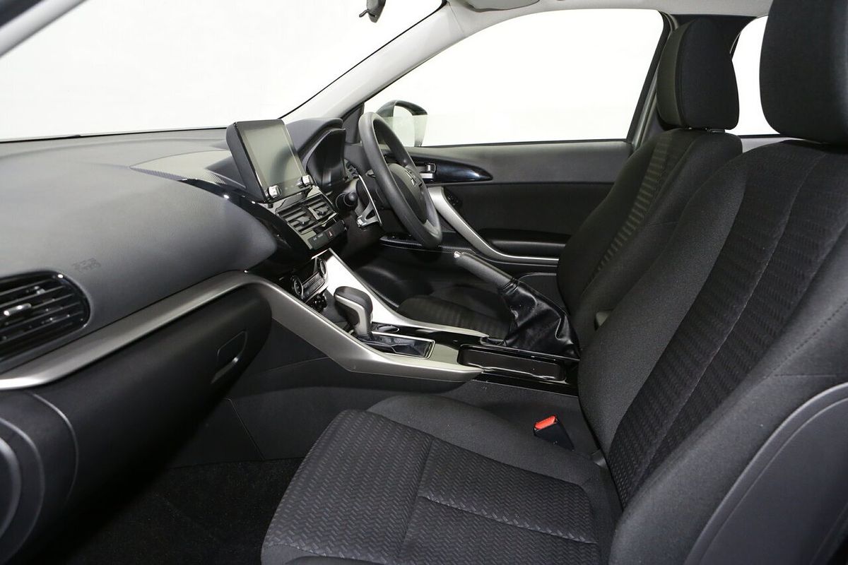 2024 Mitsubishi Eclipse Cross ES YB