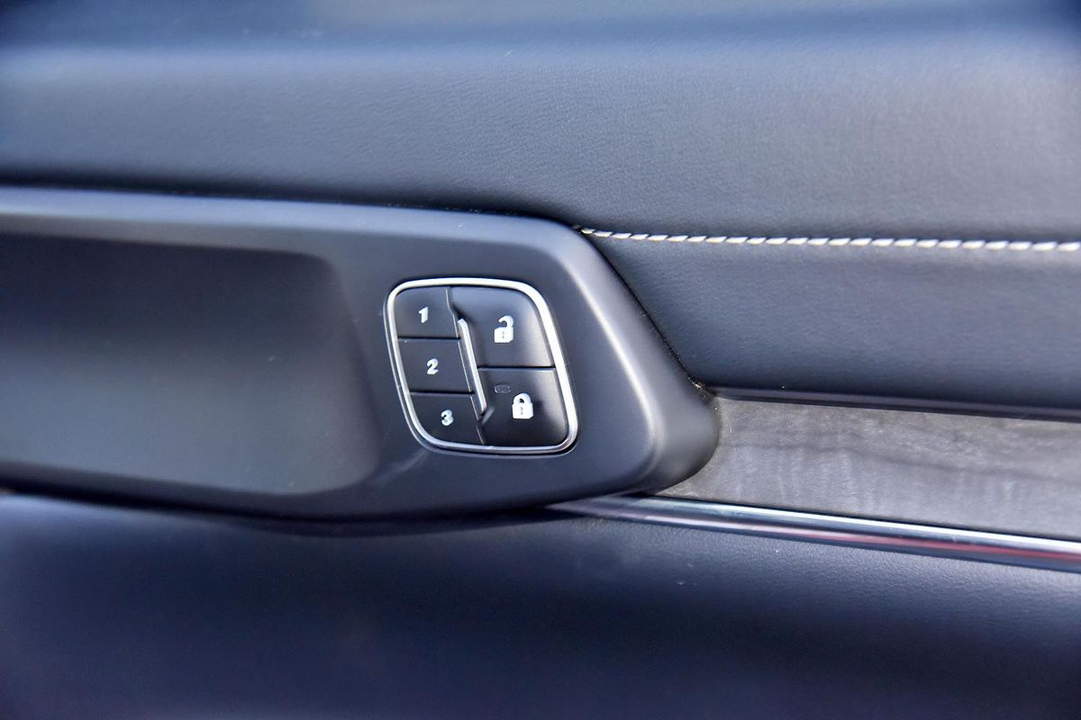 2023 Ford Everest PLATINUM (4WD) UB MY23.5 3.0L